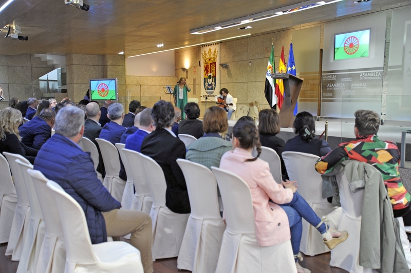 El ayuntamiento se suma a la conmemoración del Día Internacional del Pueblo Gitano 