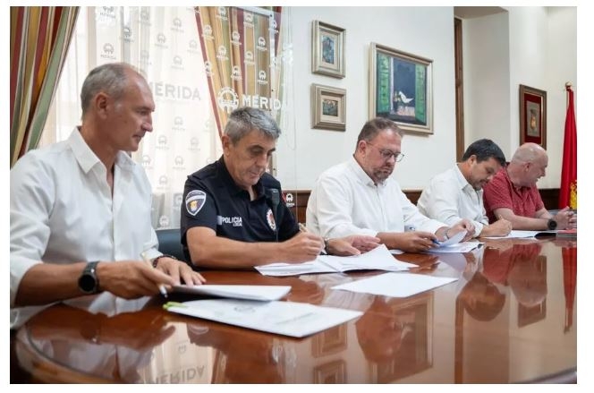El Ayuntamiento y las centrales sindicales acuerdan el tercer nivel de la carrera profesional y el calendario de abonos de derechos retributivos
