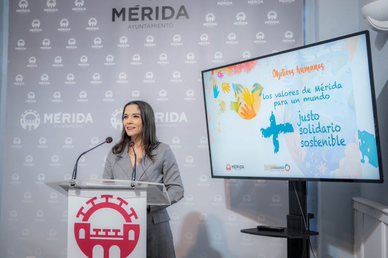 El proyecto ‘Objetivos humanos’ propone el diálogo y la defensa de los derechos universales desde Mérida