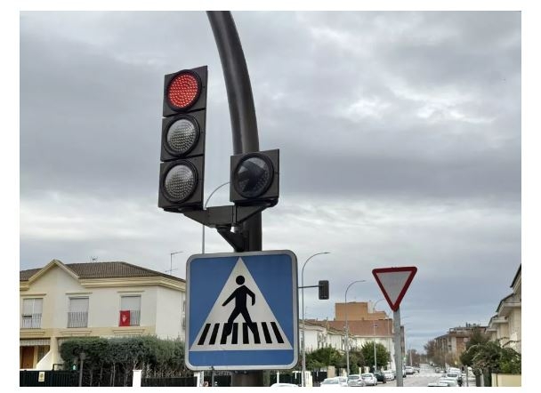 Adjudicado el servicio de conservación y mantenimiento de los semáforos en la ciudad de Mérida