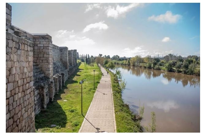 El ayuntamiento decreta la finalización del nivel ‘0’ de alerta del Plan Municipal de Emergencia por la crecida del cauce del Guadiana 