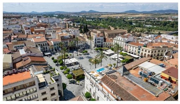 El Ayuntamiento valora positivamente la sentencia del TSJEx, que desestima la petición de anulación del concurso de la Zona de Bajas Emisiones