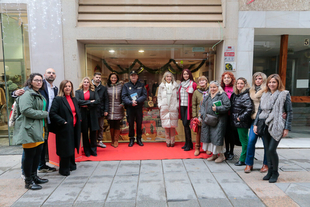 La AsociaciÃ³n de Comerciantes vuelve a sortear, por sexto aÃ±o consecutivo, su macrocesta con regalos por importe de 3.500 euros